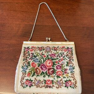Vintage needlepoint purse in excellent condition.